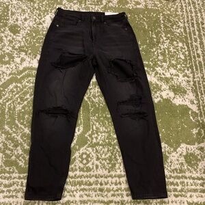 American Eagle Outfitters Black Distressed Mom Jeans New with tags